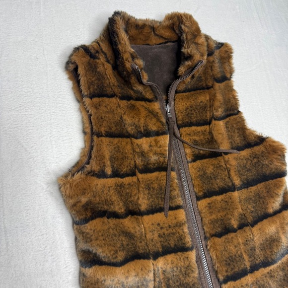Jackets & Blazers - Womens Suede Faux Fur Reversible Vest Brown Black Boho Western Chic Size M